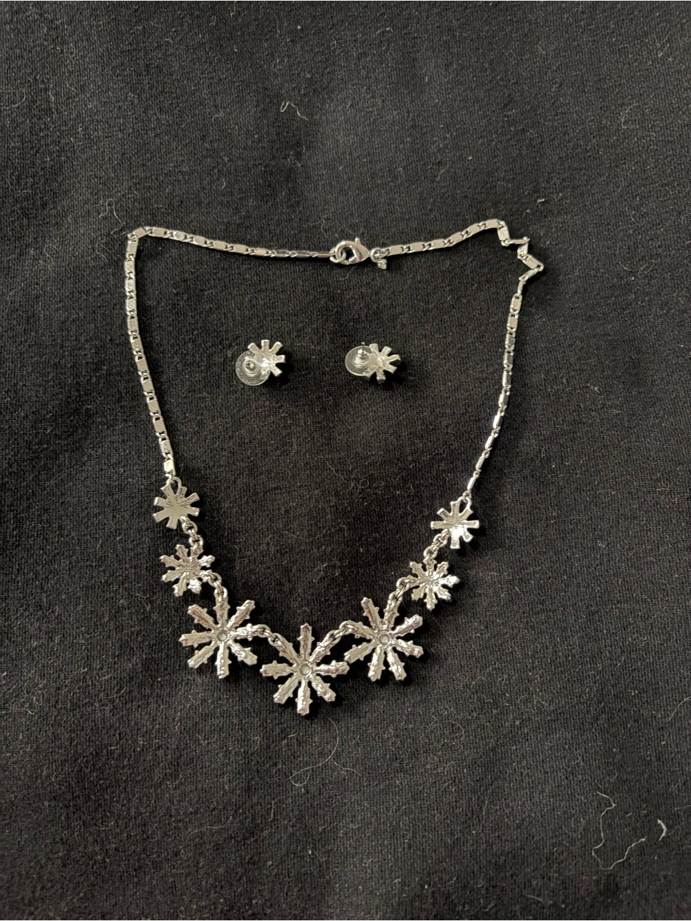 Silver Snowflake Necklace and Stud Earrings Set